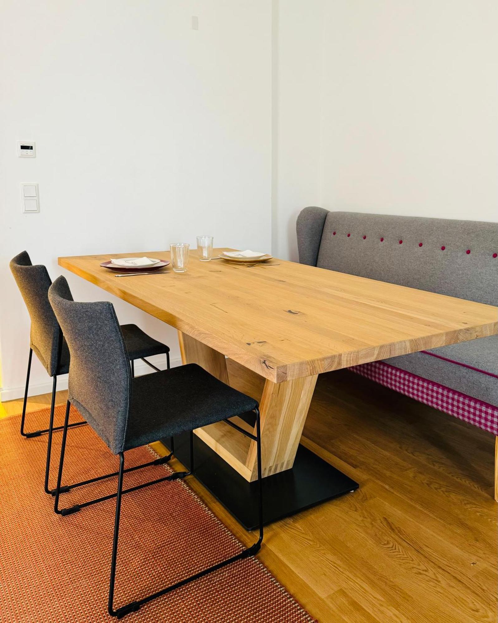 Greenhouse Apartment Am Stadtplatz Титмонинг Экстерьер фото
